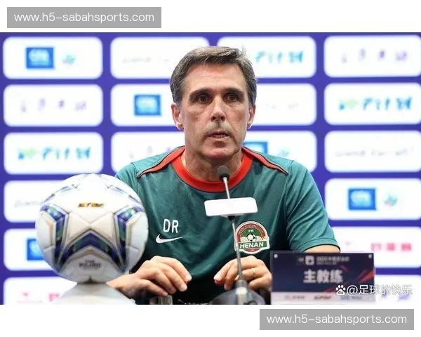 蓝血荣光与中原铁军的宿命对决：上海申花vs河南建业，一场关于信仰的城市博弈